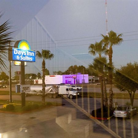 Days Inn & Suites By Wyndham Houston North/Aldine Екстериор снимка